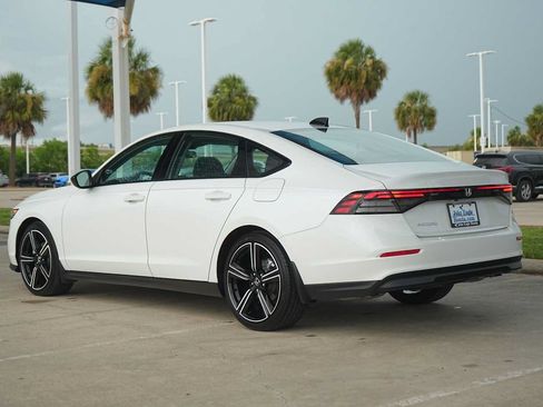 Certified 2026 Honda Accord SE image 4