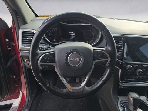 Used 2022 Jeep Grand Cherokee Limited image 12