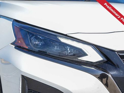 Used 2023 Nissan Altima 2.5 SR FWD image 4