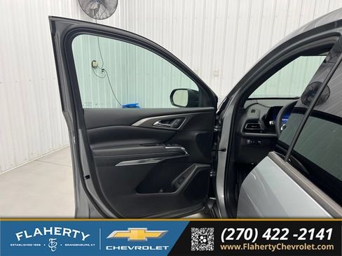 Used 2024 Chevrolet Traverse LS w/ LPO, Floor Liner Package FWD image 8