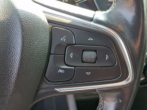 Used 2021 Buick Encore GX Essence w/ Advanced Technology Package AWD/4WD image 24