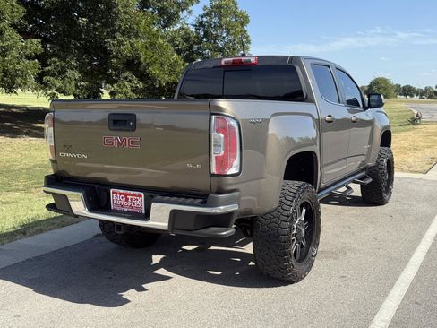 Used 2016 GMC Canyon SLE w/ SLE Convenience Package AWD/4WD image 10