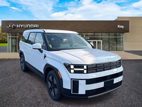 New 2026 Hyundai Santa Fe SE image 2