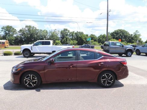 Used 2024 Nissan Sentra SV FWD image 5