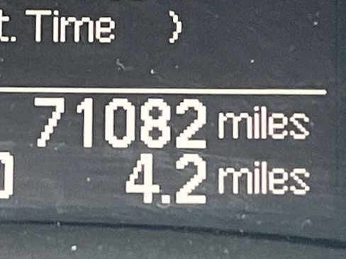 Used 2012 Nissan Leaf SL image 12