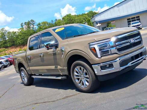 New 2026 Ford F150 Lariat w/ Equipment Group 501A Mid AWD/4WD image 26