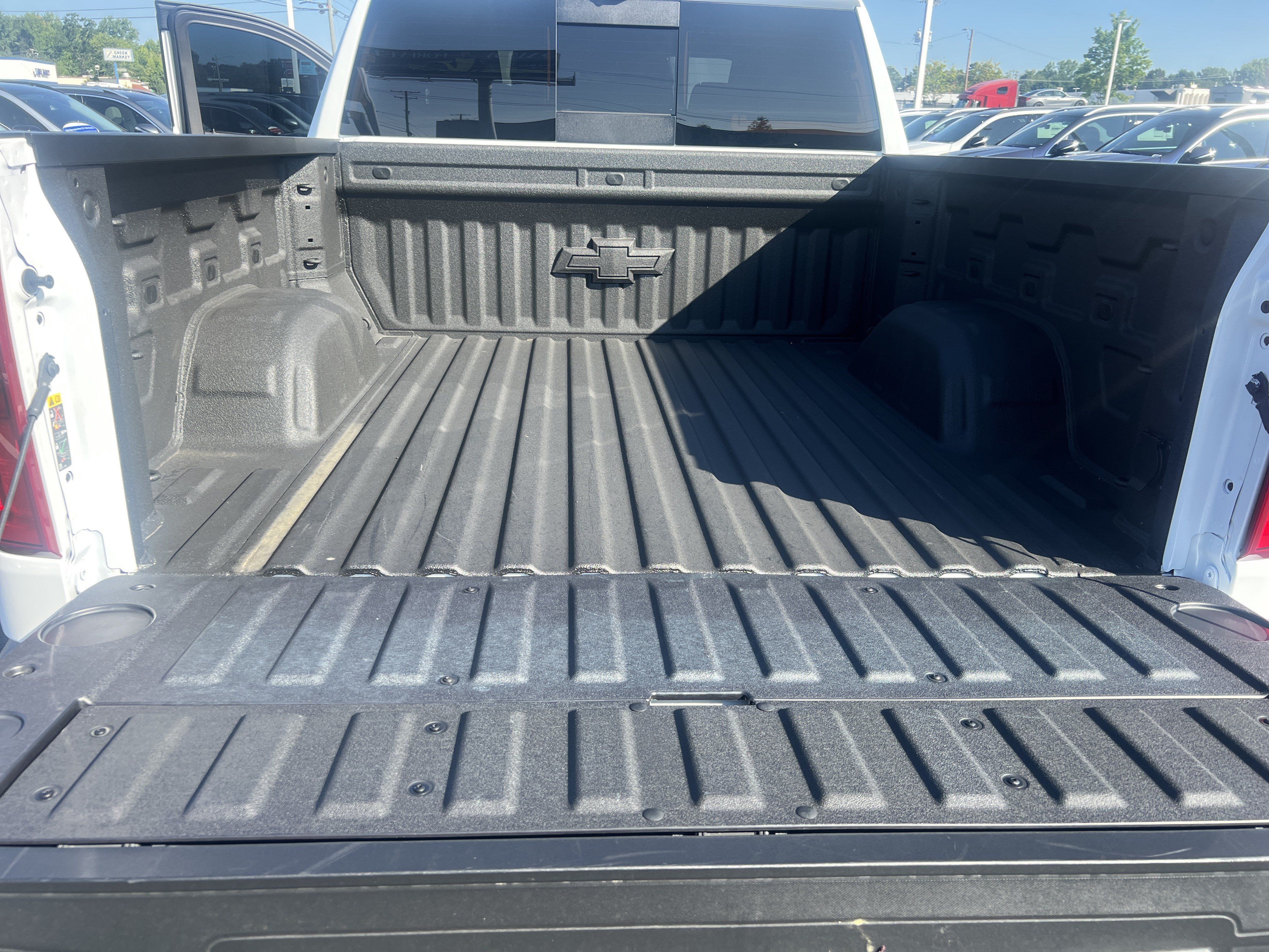 Used 2026 Chevrolet Silverado 1500 ZR2 AWD/4WD image 34