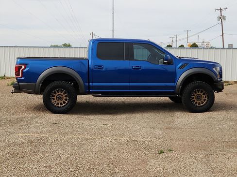 Used 2017 Ford F150 Raptor w/ Equipment Group 802A Luxury AWD/4WD image 5
