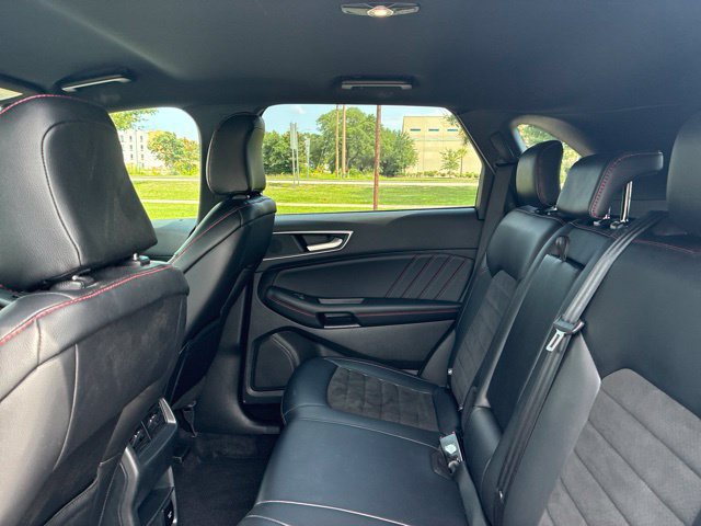 Certified 2024 Ford Edge ST-Line AWD/4WD image 22