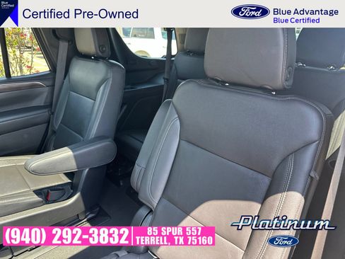 Used 2022 Chevrolet Tahoe Z71 w/ Luxury Package AWD/4WD image 13