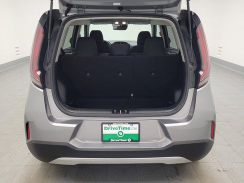 Used 2025 Kia Soul LX image 29