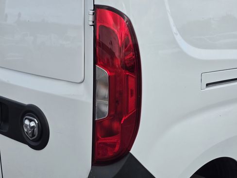 Used 2021 RAM ProMaster City Tradesman image 15