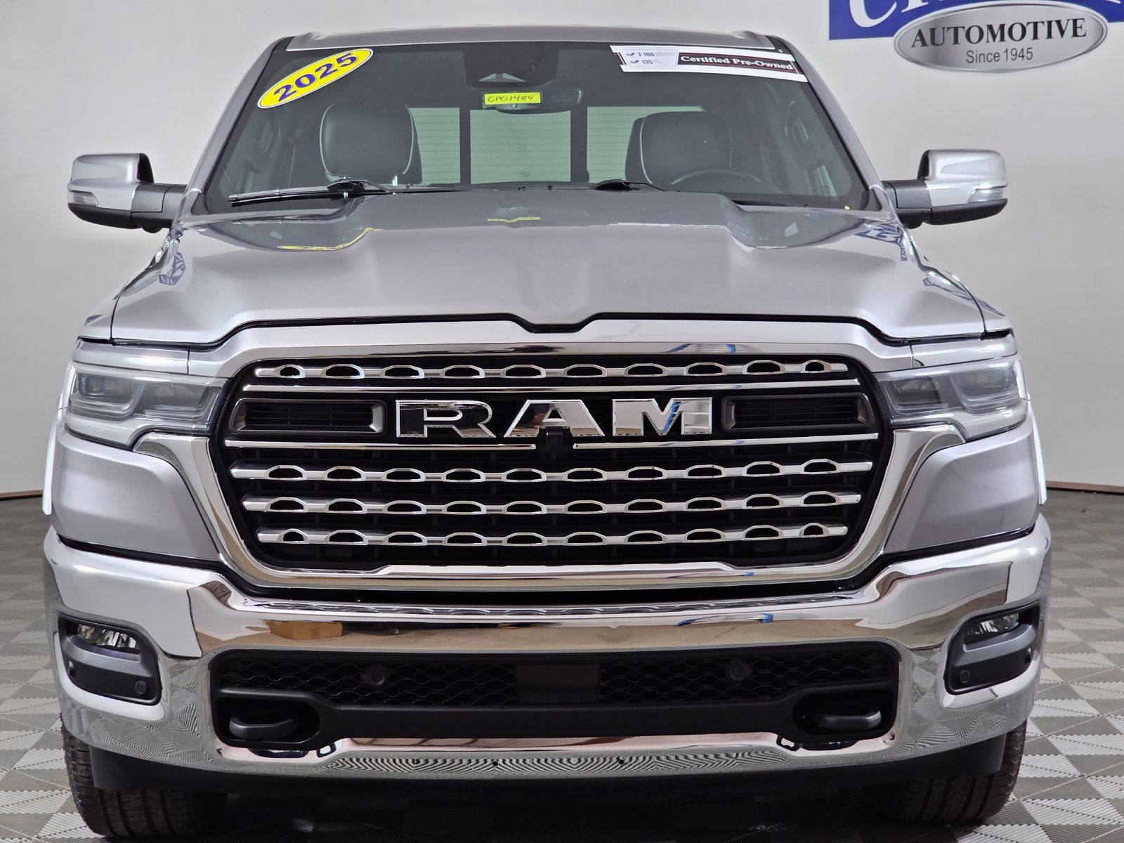 Used 2025 RAM 1500 Limited AWD/4WD image 36