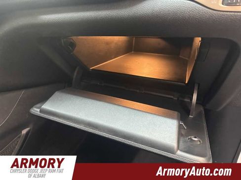 Used 2017 Jeep Cherokee Latitude image 38