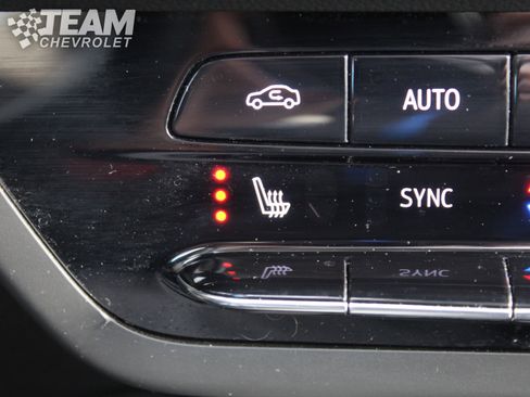 Certified 2023 Buick Envision Essence w/ Sport Touring Package image 18