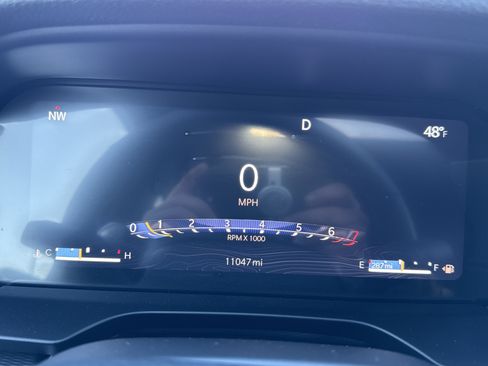 Used 2025 Jeep Grand Cherokee Laredo X w/ Luxury Tech Group I image 34