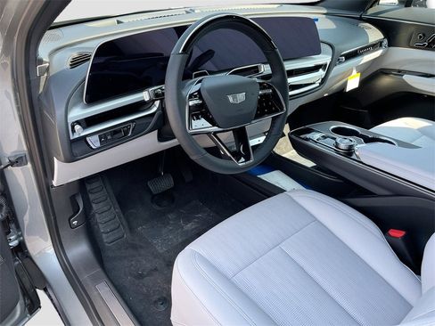 New 2026 Cadillac Lyriq Sport w/ LPO, Floor Liner Package image 9