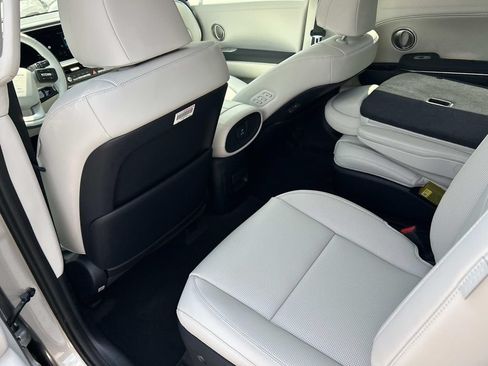 New 2026 Hyundai Palisade Calligraphy FWD image 19