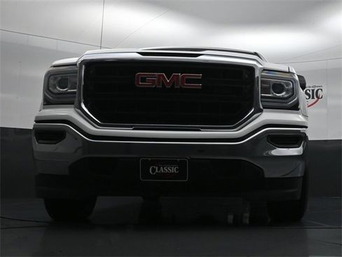 Used 2019 GMC Sierra 1500 Limited w/ Sierra Convenience Package image 26