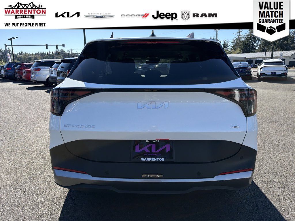 Used 2026 Kia Sportage LX FWD image 5
