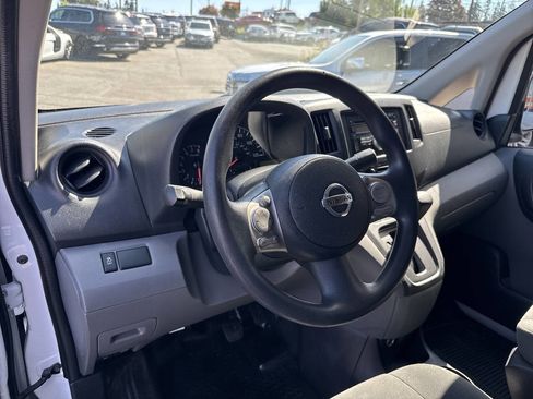 Used 2015 Nissan NV200 S w/ Cruise Control Package FWD image 24