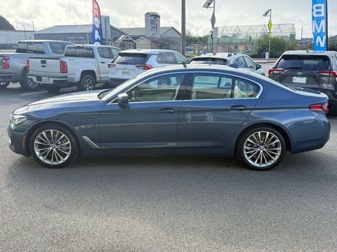 Used 2023 BMW 530e w/ Convenience Package RWD image 5
