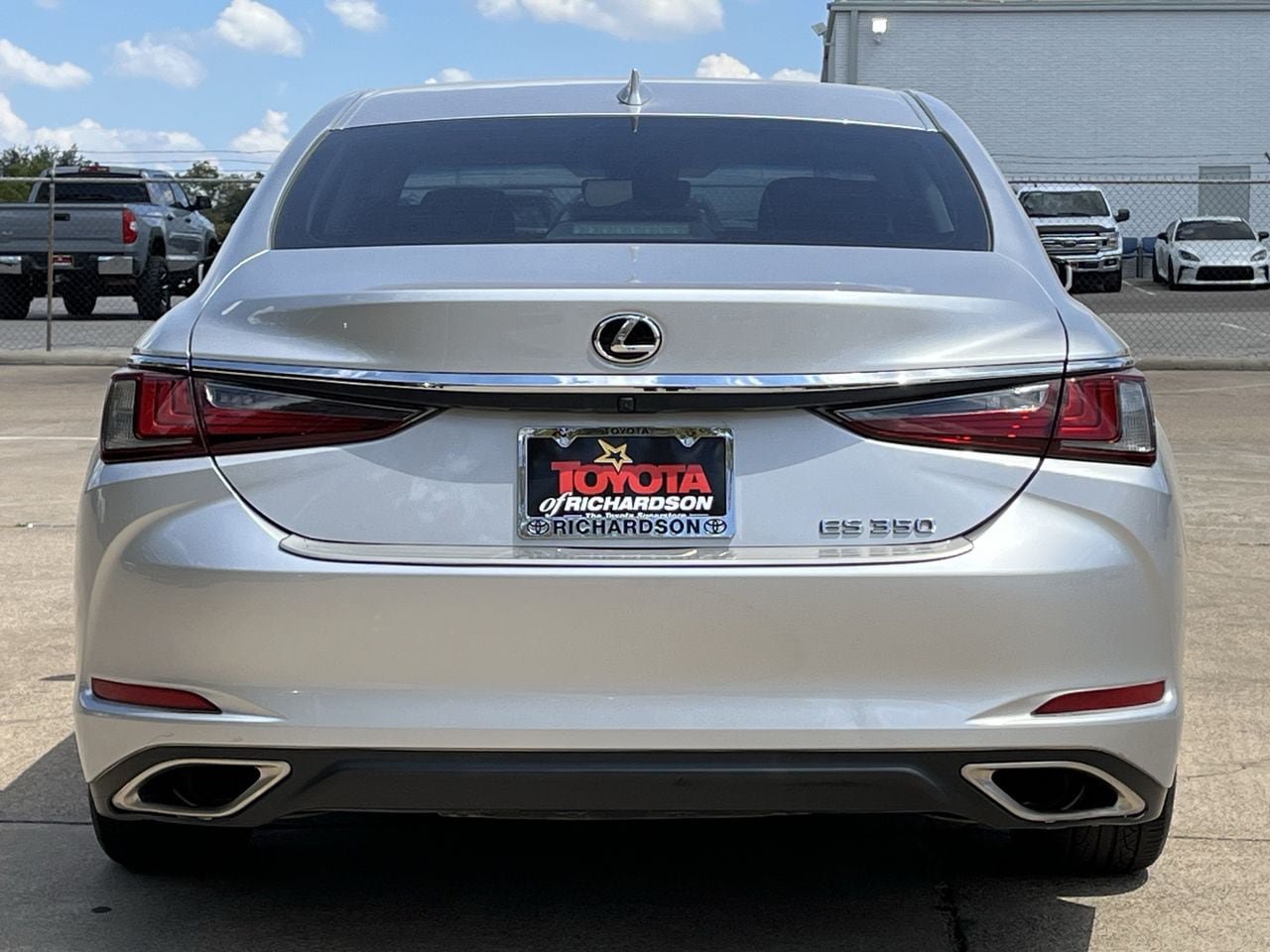 Used 2021 Lexus ES 350 w/ Accessory Package FWD image 5