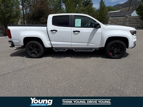 Used 2018 Chevrolet Colorado LT w/ Redline Special Edition AWD/4WD image 11