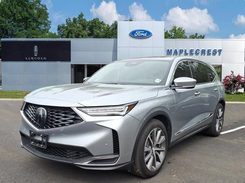 Used 2025 Acura MDX SH-AWD w/ Technology Package image 2