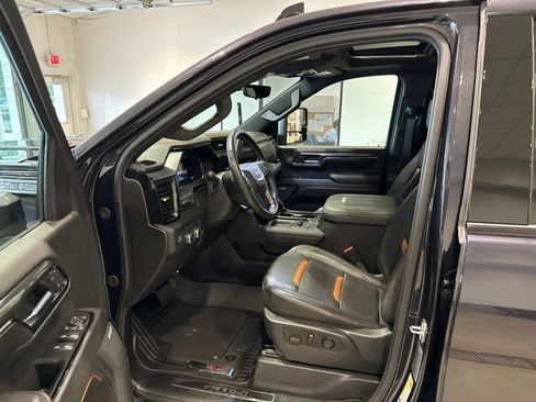 Used 2024 GMC Sierra 3500 AT4 w/ AT4 Premium Plus Package AWD/4WD image 22