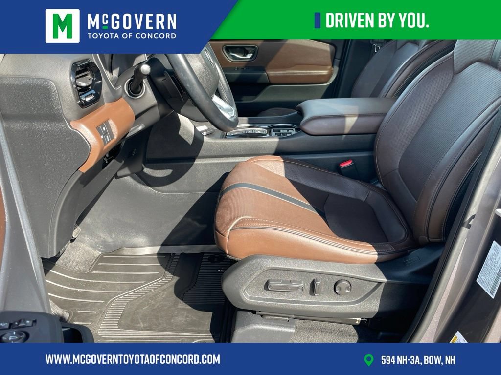 Used 2025 Honda Pilot Elite image 10