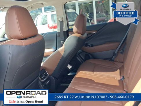 Used 2022 Subaru Outback Touring AWD/4WD image 12