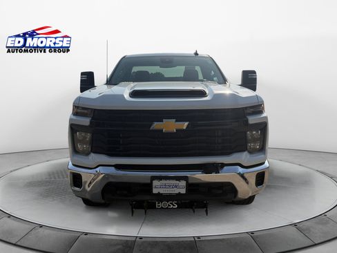 Used 2025 Chevrolet Silverado 2500 W/T w/ WT Convenience Package AWD/4WD image 8