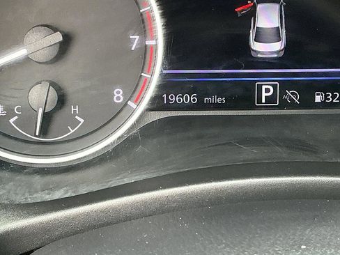 Used 2024 Nissan Sentra SV image 16