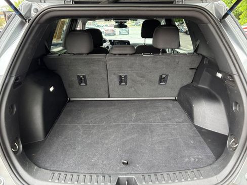 Used 2025 Chevrolet Equinox LT FWD image 25