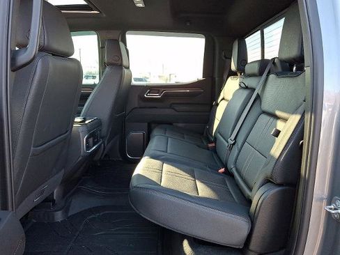 Certified 2025 Chevrolet Silverado 1500 High Country w/ High Country Premium Package image 10