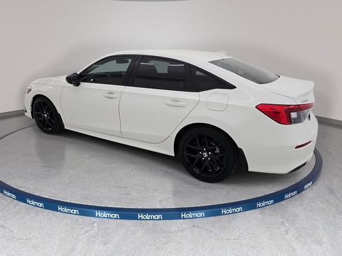Used 2024 Honda Civic Sport image 10