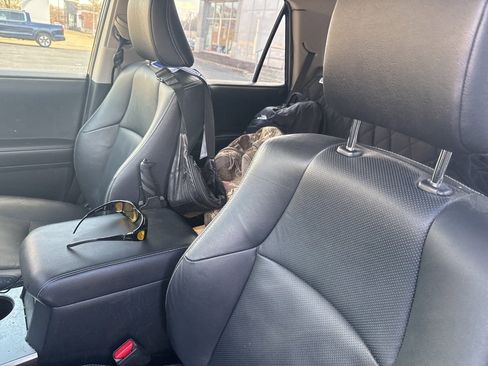 Used 2023 Toyota 4Runner Limited image 6