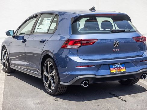 New 2025 Volkswagen GTI SE image 3