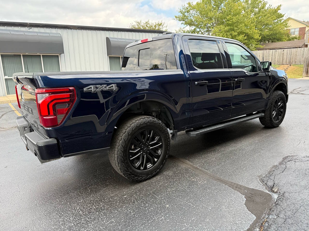 Used 2024 Ford F150 Lariat AWD/4WD image 7