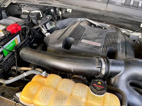 Used 2018 Ford F150 Raptor w/ Equipment Group 802A Luxury AWD/4WD image 30