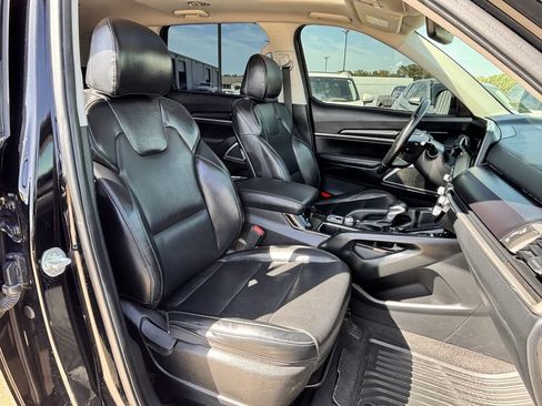 Used 2023 Kia Telluride S w/ S Sunroof Package FWD image 27