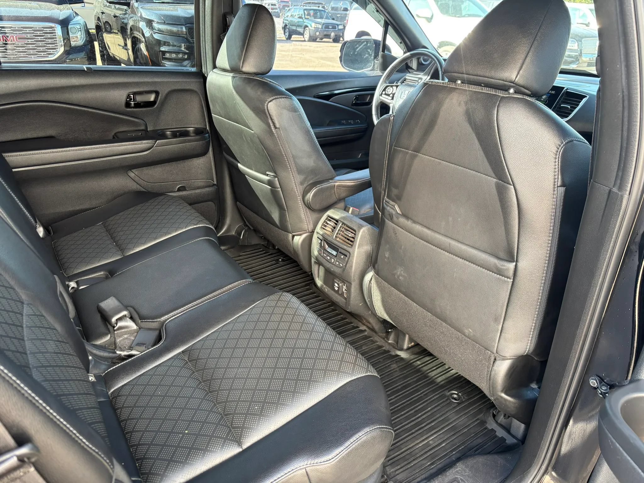 Used 2022 Honda Passport Elite image 17