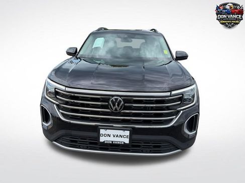 Used 2025 Volkswagen Atlas SE AWD/4WD image 8