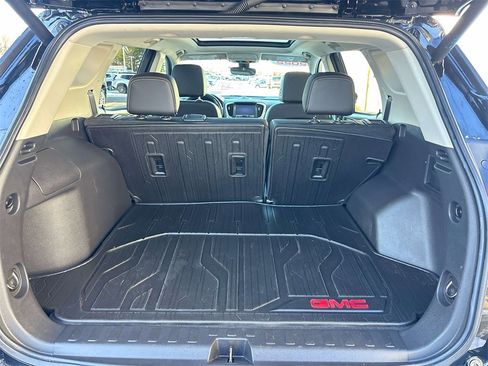 Used 2022 GMC Terrain Denali w/ LPO, Floor Liner Package image 11