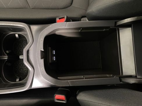 Used 2024 Toyota RAV4 XLE image 23