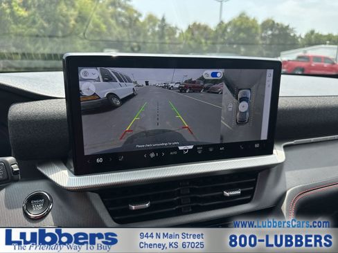Used 2025 Ford Explorer ST-Line w/ ST-Line Street Pack AWD/4WD image 17