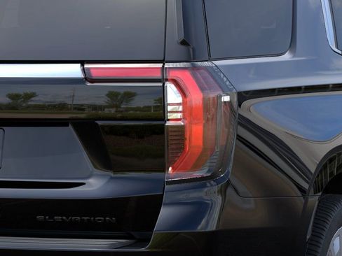 New 2026 GMC Yukon Elevation w/ LPO, Floor Liner Package AWD/4WD image 11