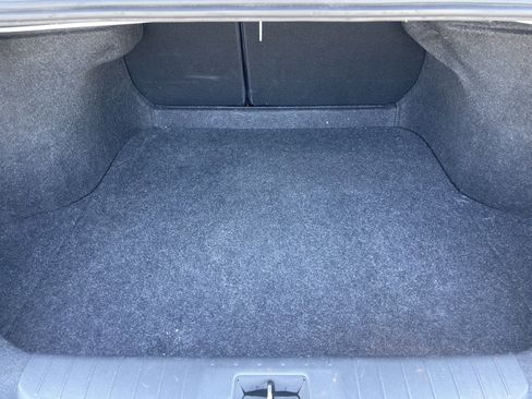 Used 2024 Nissan Sentra SV FWD image 23