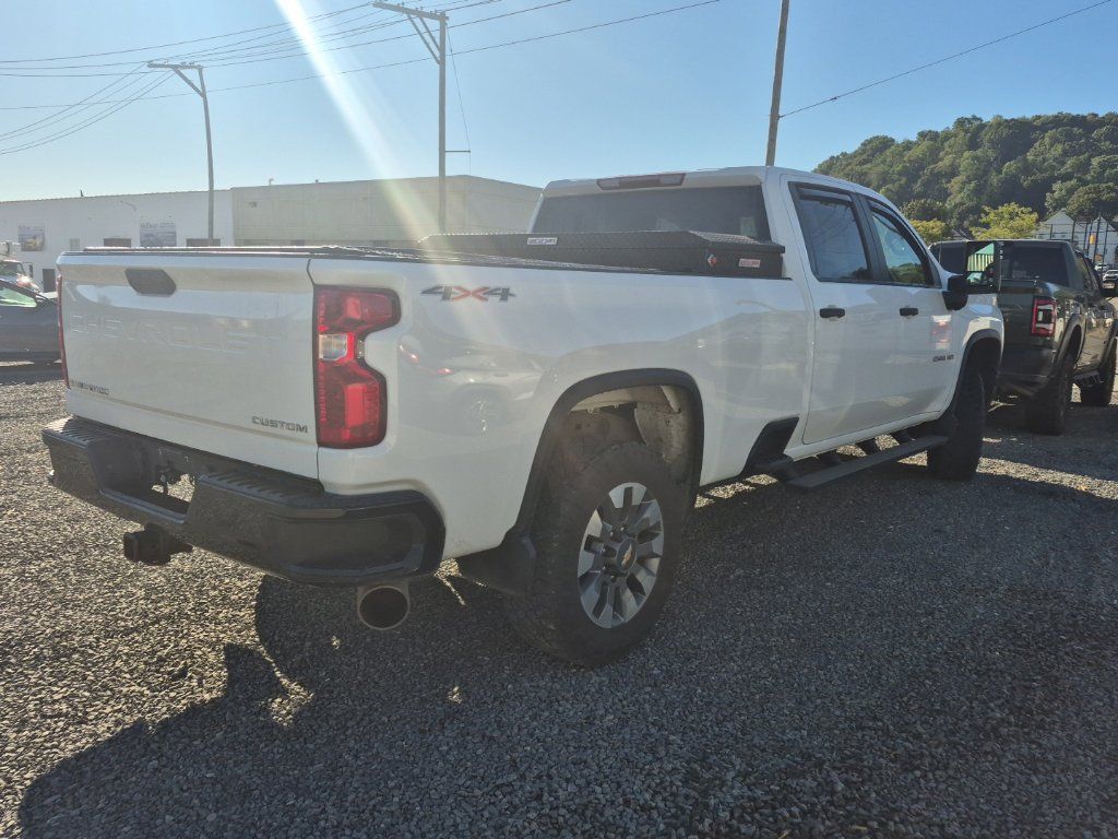 Used 2022 Chevrolet Silverado 2500 Custom w/ Custom Value Package AWD/4WD image 7